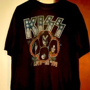Kiss t-shirt